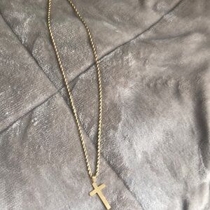 Gold chain never worn